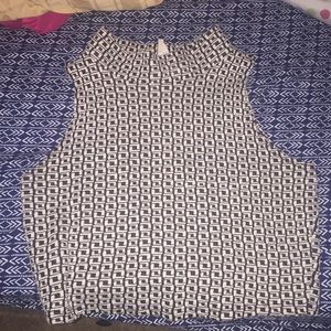 A turtle neck crop top from poetry size small.